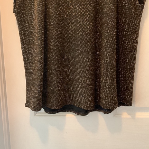 SIGNATURE by REITMANS sleeveless black and gold top - Picture 3 of 9